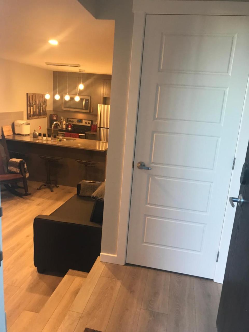 YYC Home Sweet Condo מראה חיצוני תמונה