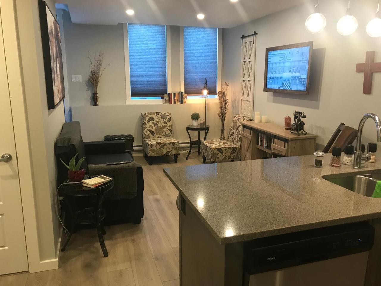 YYC Home Sweet Condo מראה חיצוני תמונה