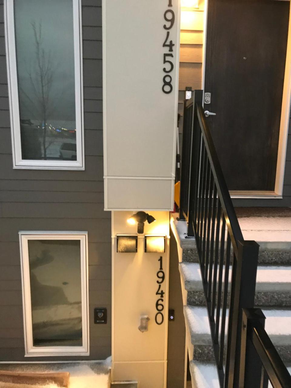 YYC Home Sweet Condo מראה חיצוני תמונה